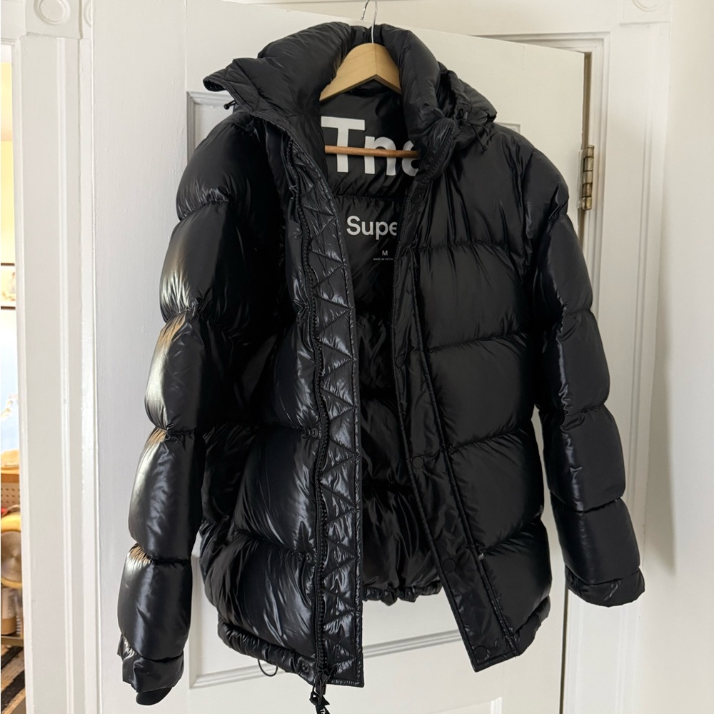 Aritzia TNA Super Puff Down Jacket in Hi-Gloss Black
